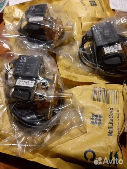 Продам электромагнитные клапаны Sirai D118, D318