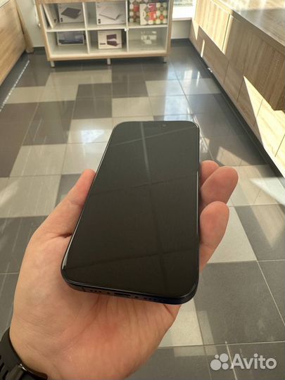 iPhone 15 Pro, 256 ГБ