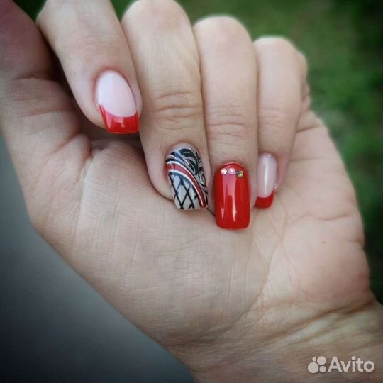 Наращивание ногтей