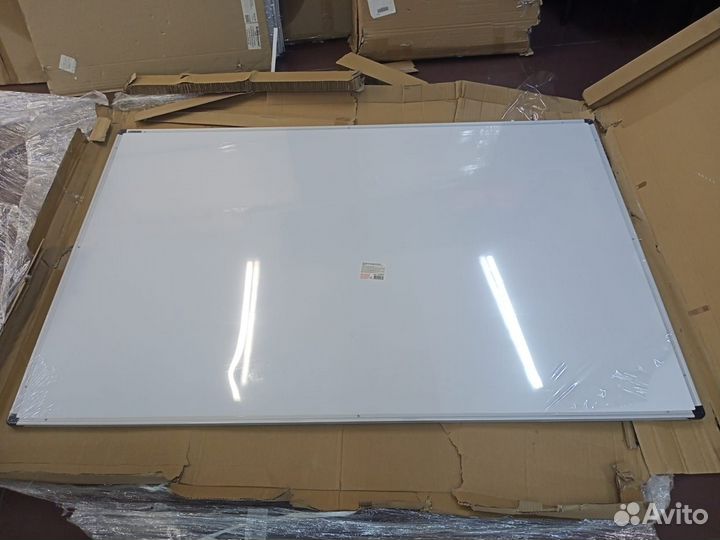 Доска магнитно-маркерная 182.5х180 см brauberg дву