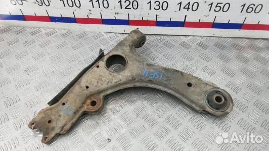 Рычаг передний нижний правый volkswagen passat B4