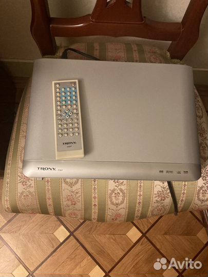 DVD-проигрыватель Trony DQ 67