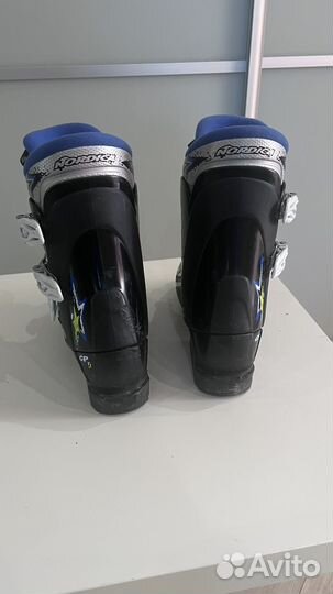 Горнолыжные ботинки Nordika