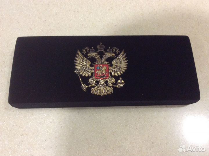 Футляр с гербом, черный бархат, новый