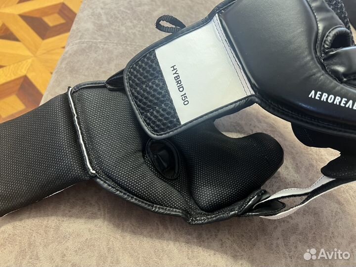 Боксерский шлем adidas