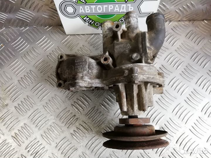 Насос водяной (помпа ) Volkswagen Transporter T3