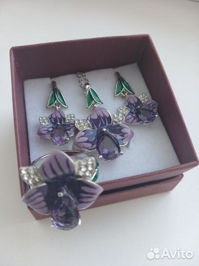 Комплект украшений