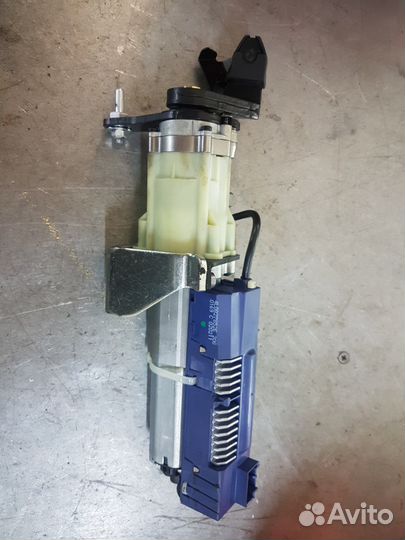 Электрический привод крышки багажника Audi Q7