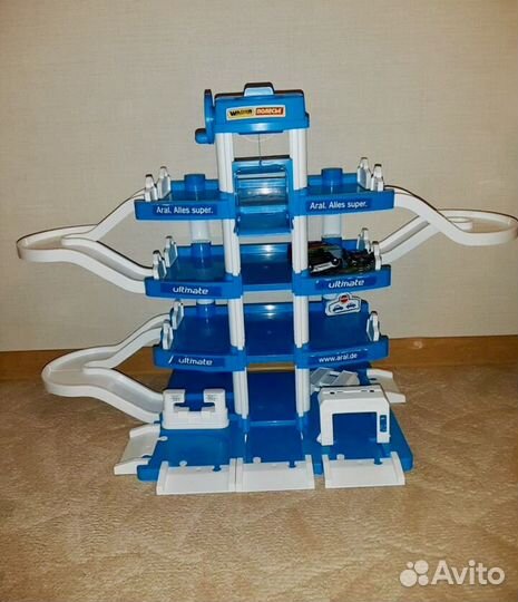 Парковка Полесье