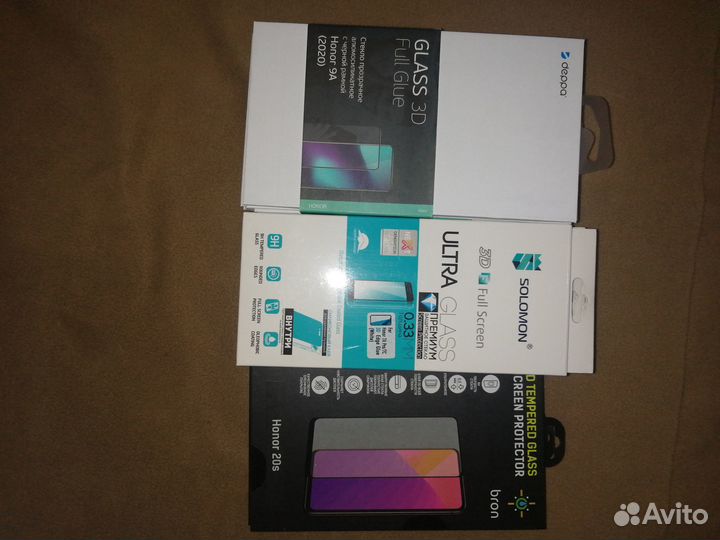 Защитное стекло для смартфона.Одним лотом