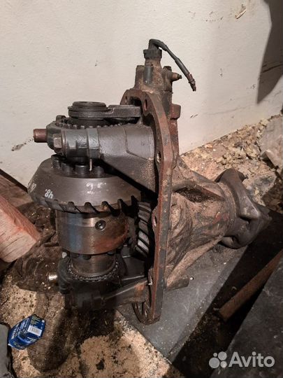 Редуктор переднего моста