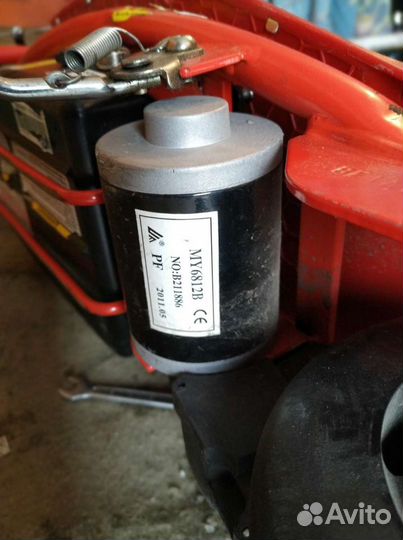 Электросамокат Razor E100