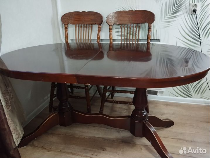 Стол со стульями в гостинную бу