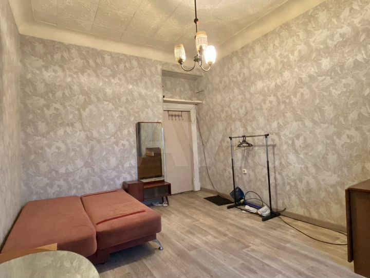 Комната 21 м² в 4-к., 4/4 эт.