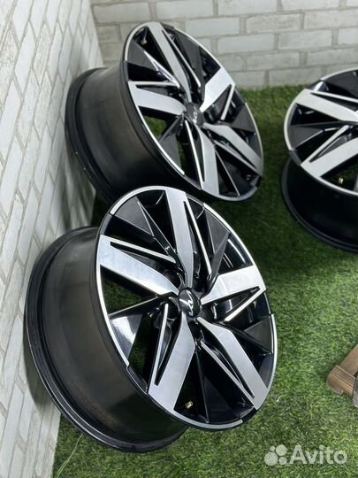Оригинальные Литые Диски KIA Carnival Sportage R18
