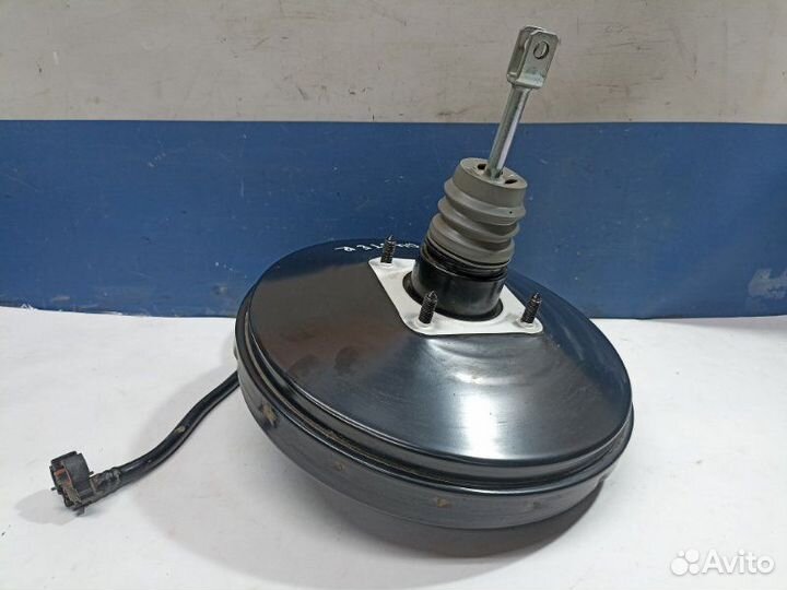 Вакуумник тормозной Renault Duster 1 HSA 2.0
