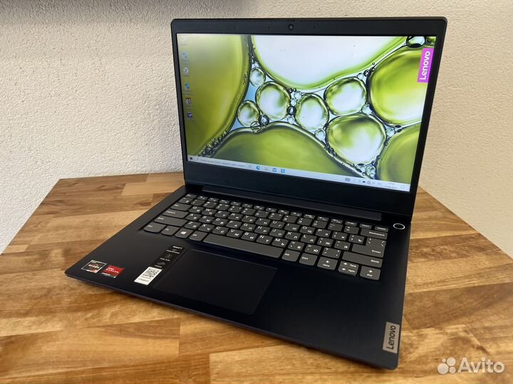 Новый 2022 Lenovo 8 ядер Ryzen 5-3500U 8Gb SSD 256