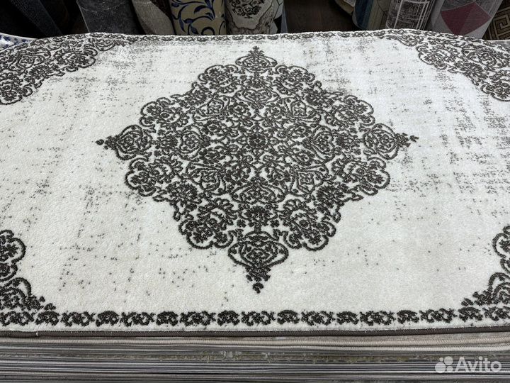 Ковер овальный 1х2 новый