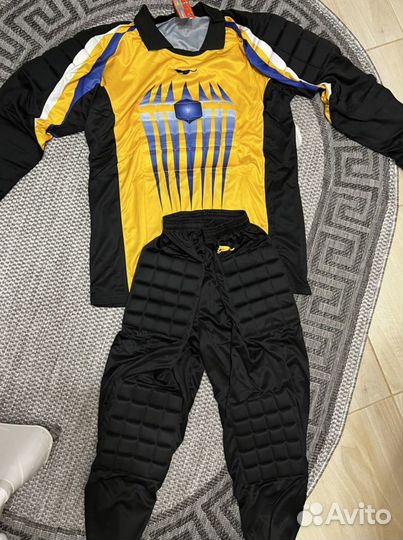 Форма вратарская футбольная