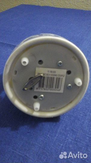 Фарфоровая статуэтка 