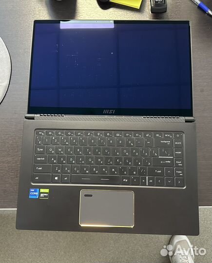 Ноутбук MSI Summit E15