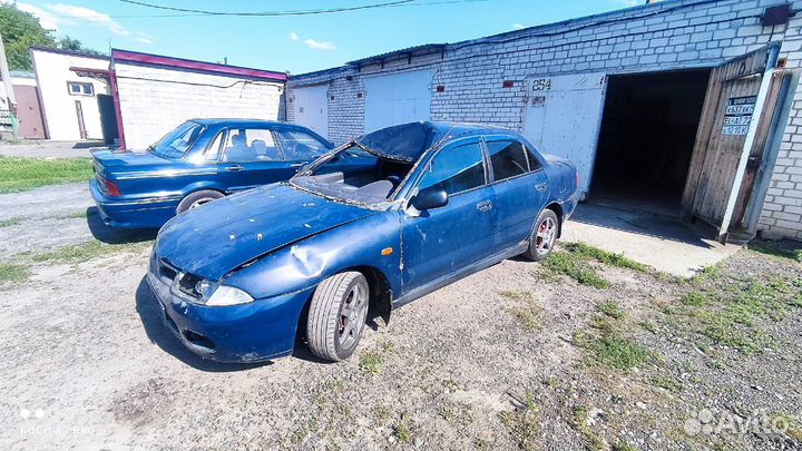 Mitsubishi Carisma 1.6 запчасти