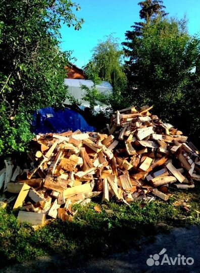 Дрова в дровник