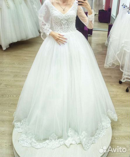 Свадебное платье