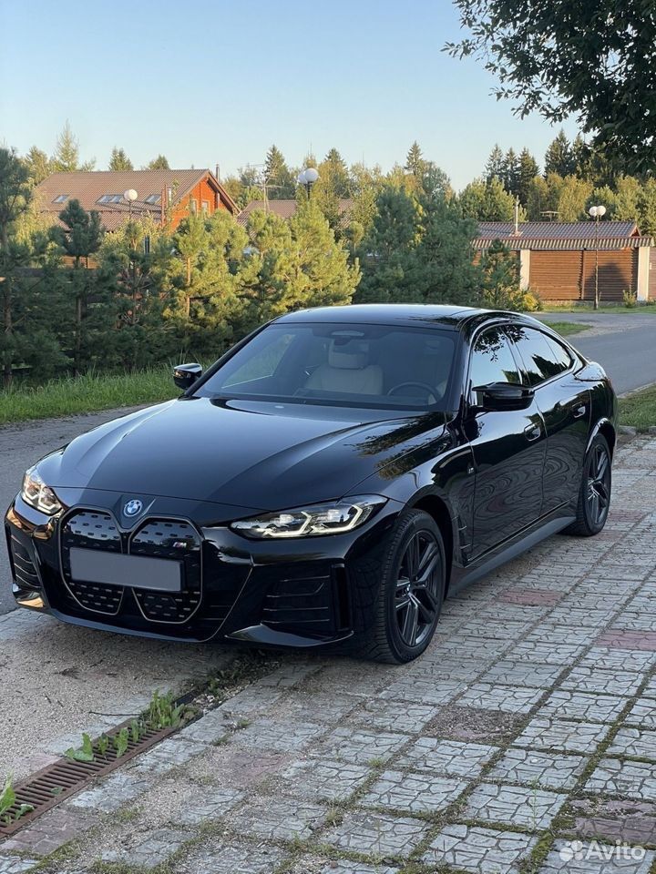 BMW i4 AT, 2022, 9 300 км