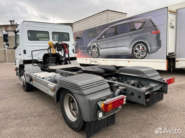 В разборке грузовик Mercedes,Atego mpii 2003-2010
