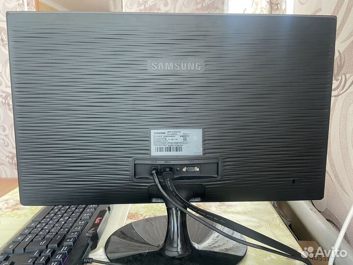 Монитор Samsung 24