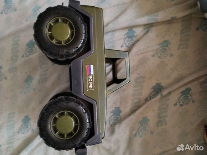 Машинка детская