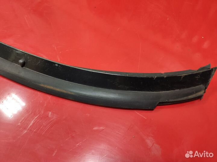 Жабо Toyota Estima