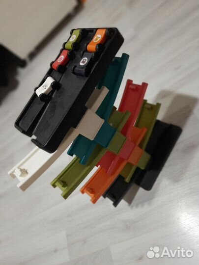 Трек с машинками