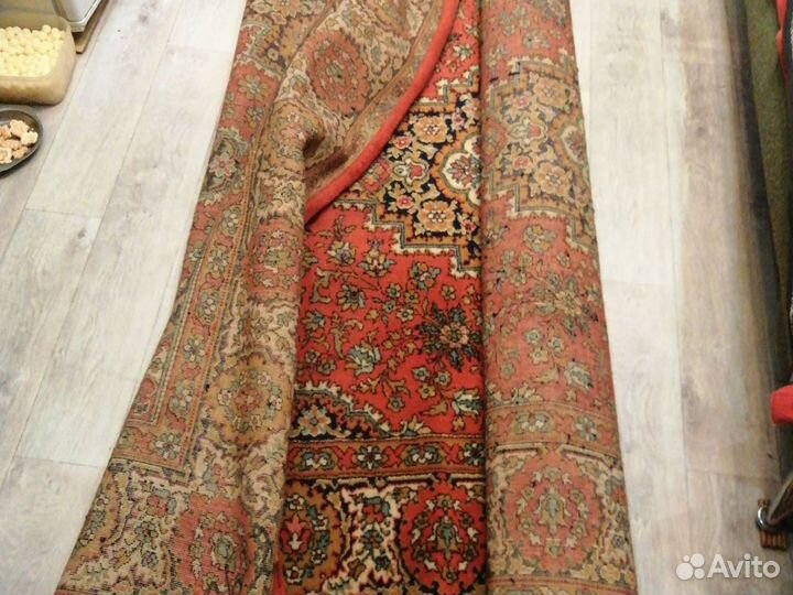 Ковер шерстяной СССР 200, 300см чистый весел на ст