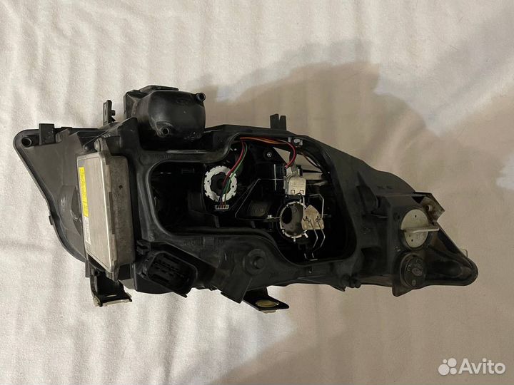 Фара левая bmw е90