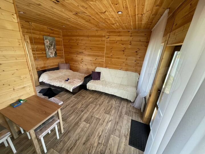 Дом 26 м² на участке 11 га