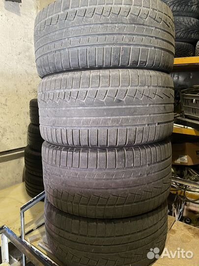 Accelera Iota 275/40 R20 19B