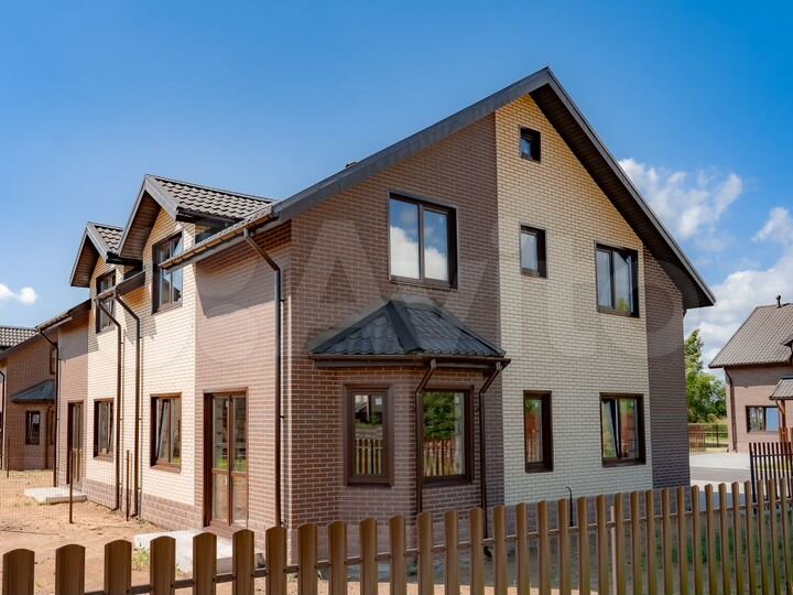 Таунхаус 120 м² на участке 3 сот.