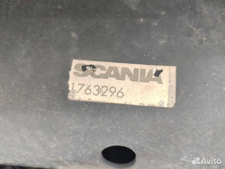 Усилитель переднего бампера Scania 5-series