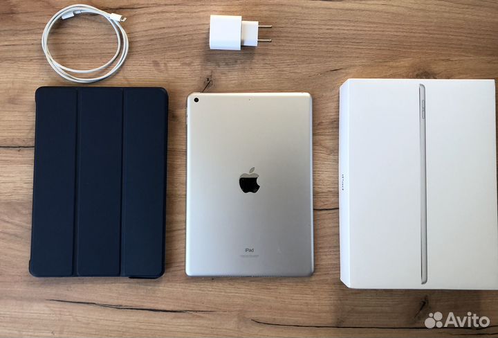 iPad 9 (10.2) 2021 В серебрянном цвете