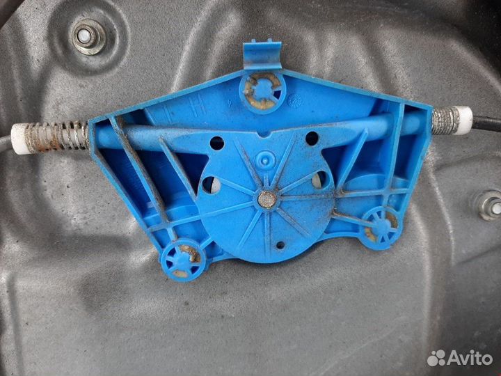 Стеклоподъемник электрический задний левый Porsche