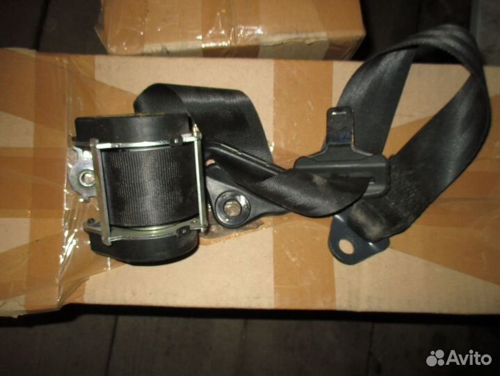 Ремень безопасности 207