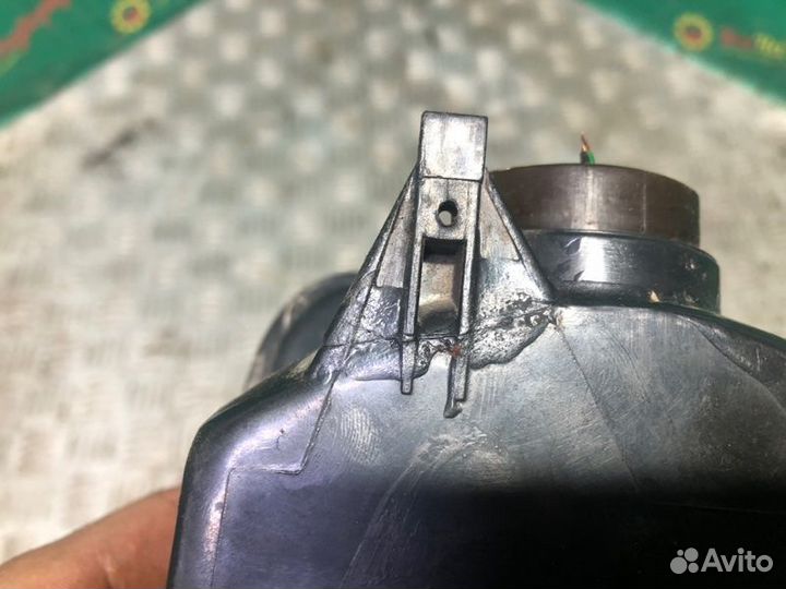 Поворотник передний правый Ford Scorpio