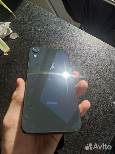 iPhone Xr, 64 ГБ