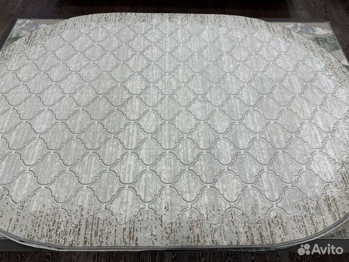 Ковер овальный новый 1.6х2.3