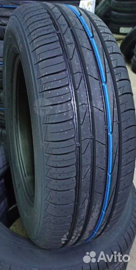 Ikon Tyres Autograph Aqua 3 SUV 215/70 R16