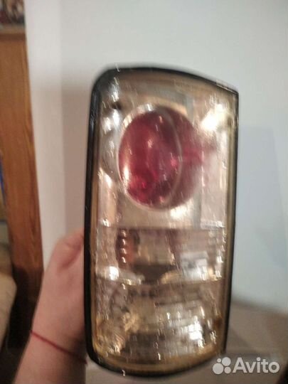 Фонарь задний левый тойота