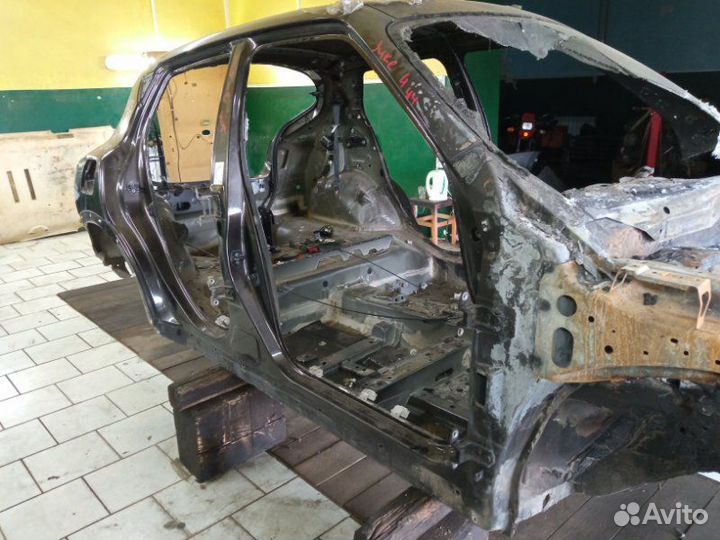 Кузов Nissan Juke HR16 2011