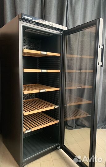 Винный шкаф liebherr 4212 Vinothek